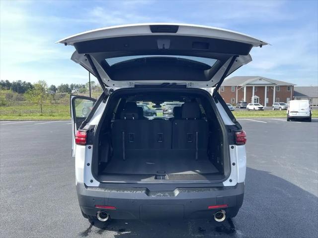 2023 Chevrolet Traverse AWD LT Cloth
