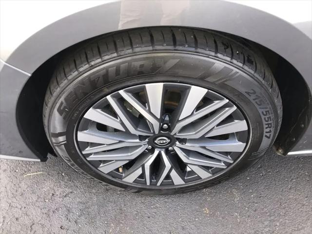 2024 Nissan Altima SV FWD