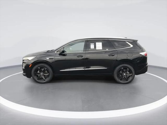 2023 Buick Enclave Essence AWD