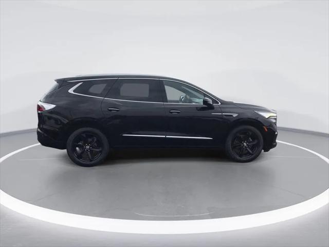 2023 Buick Enclave Essence AWD
