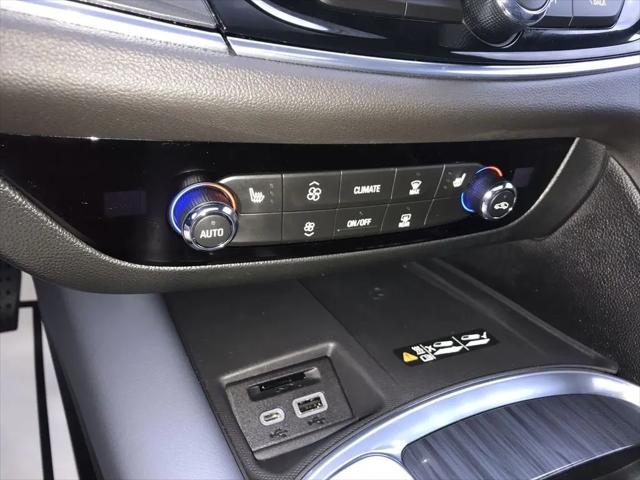 2023 Buick Enclave Essence AWD