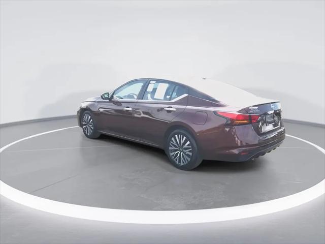 2024 Nissan Altima SV FWD