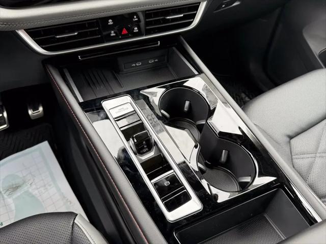 2026 Volkswagen Atlas Peak Edition