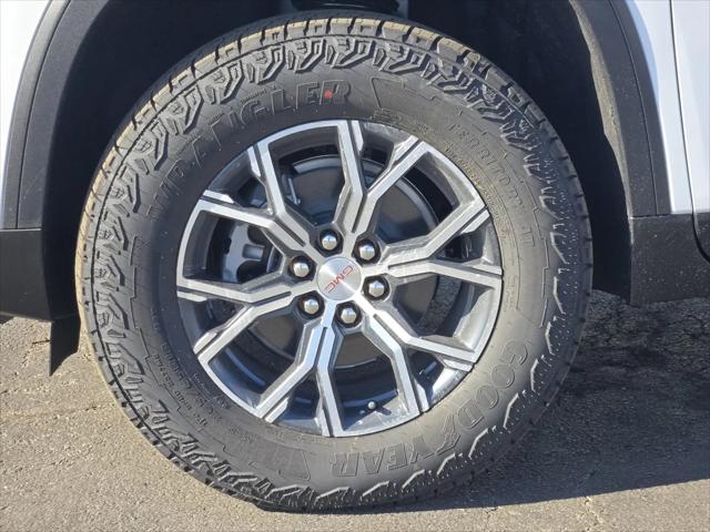 2026 GMC Acadia AT4 AWD