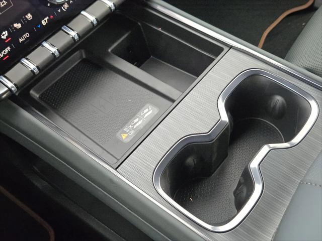 2026 GMC Acadia AT4 AWD