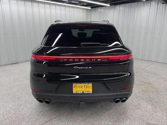 2024 Porsche Cayenne S