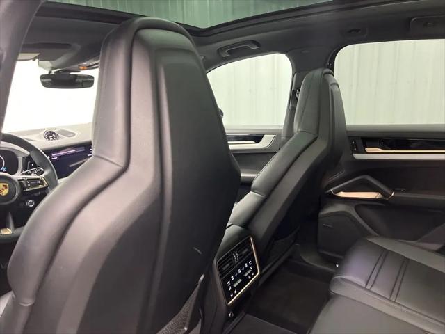 2024 Porsche Cayenne S