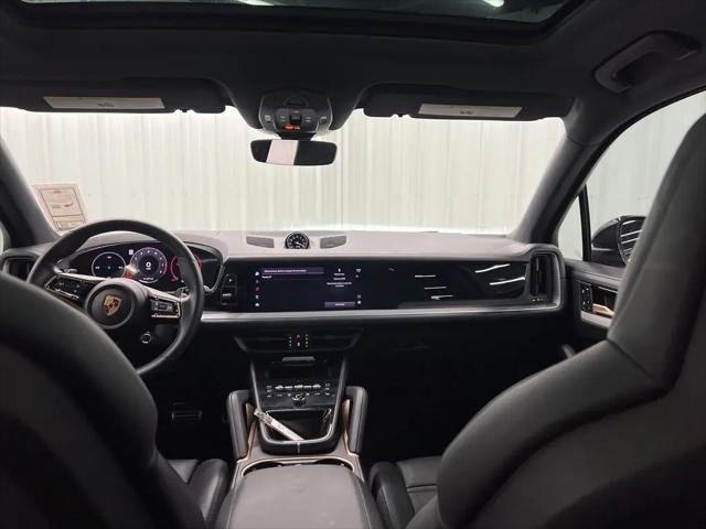 2024 Porsche Cayenne S