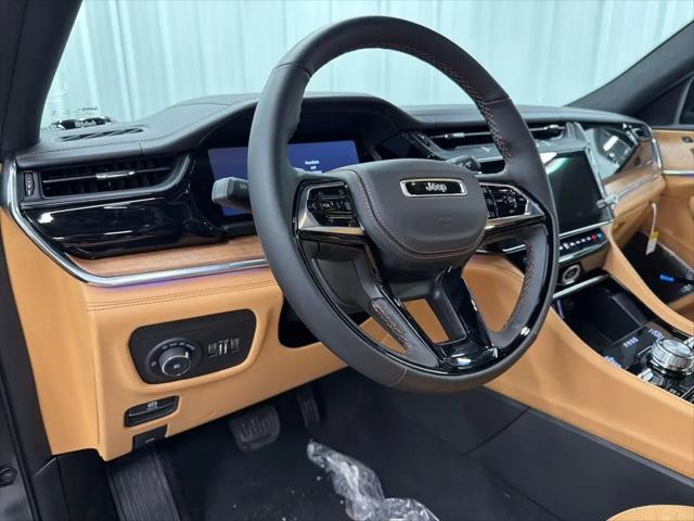 2026 Jeep Grand Cherokee Summit 4x4