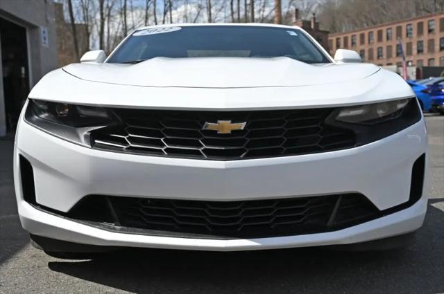 2022 Chevrolet Camaro RWD Coupe 2LT