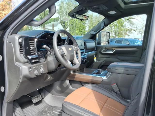 2026 Chevrolet Silverado 2500HD Crew Cab, Standard Bed, High Country, 4WD