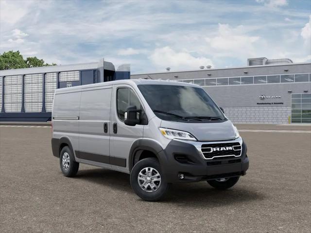 2026 Ram ProMaster Cargo Van SLT Low Roof 136" WB