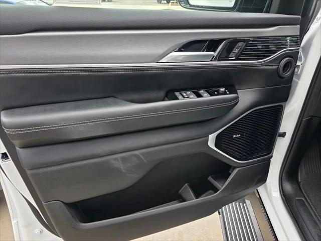 2026 Jeep Grand Wagoneer Limited Altitude 4x4