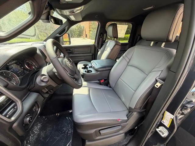 2026 Ram 3500 Tradesman Crew Cab 4x4 64 Box