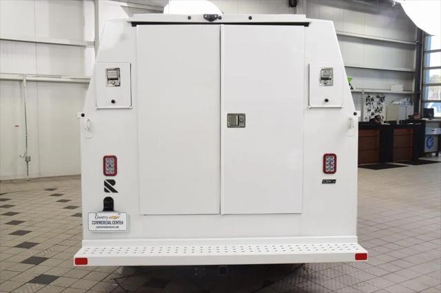 2025 Chevrolet Express Cutaway Work Van