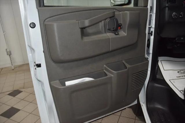 2025 Chevrolet Express Cutaway Work Van