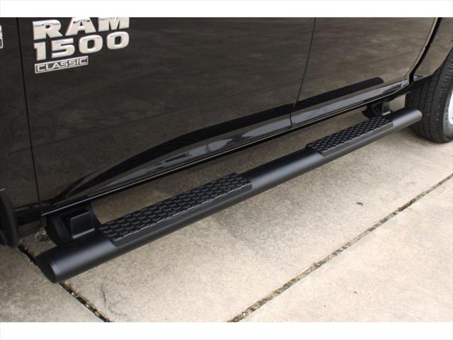 2024 Ram 1500 Classic Tradesman Crew Cab 4x4 5'7" Box