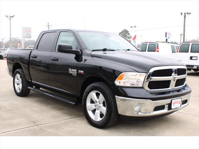 2024 Ram 1500 Classic Tradesman Crew Cab 4x4 5'7" Box