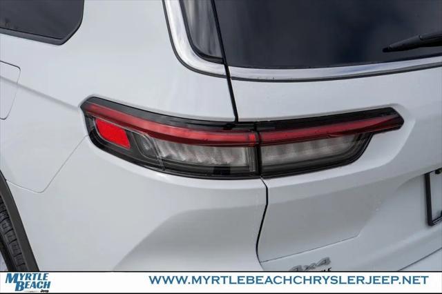 2026 Jeep Grand Cherokee L Altitude 4x4