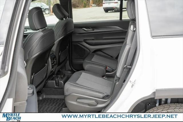 2026 Jeep Grand Cherokee L Altitude 4x4