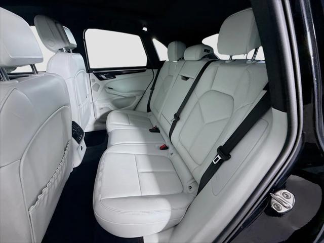 2023 Porsche Macan S