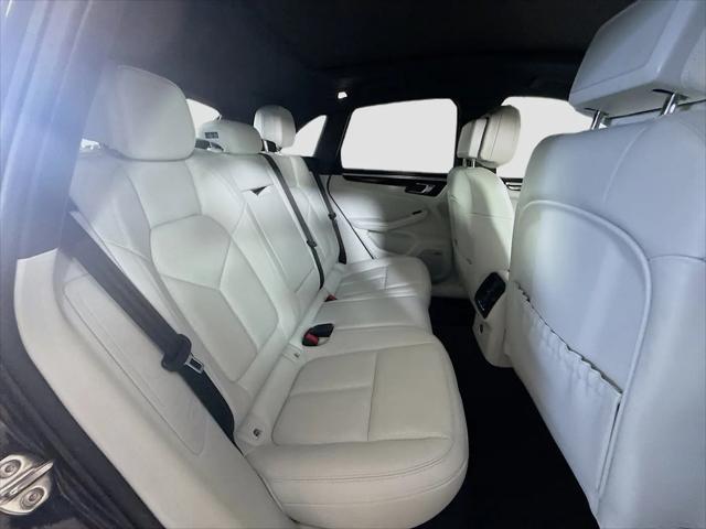 2023 Porsche Macan S