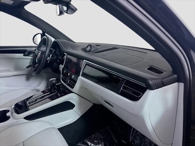 2023 Porsche Macan S
