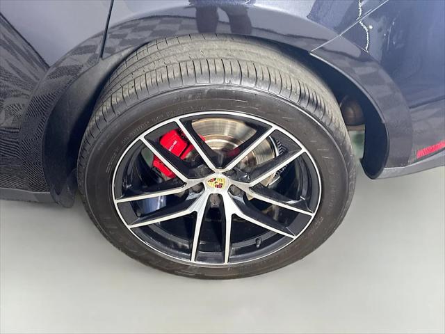 2023 Porsche Macan S