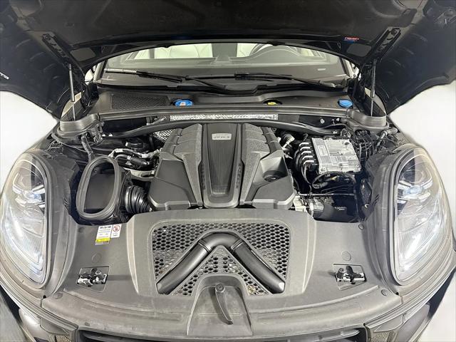 2023 Porsche Macan S