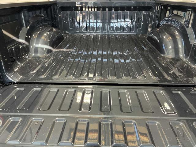 2026 Ram 1500 Express Crew Cab 4x4 57 Box