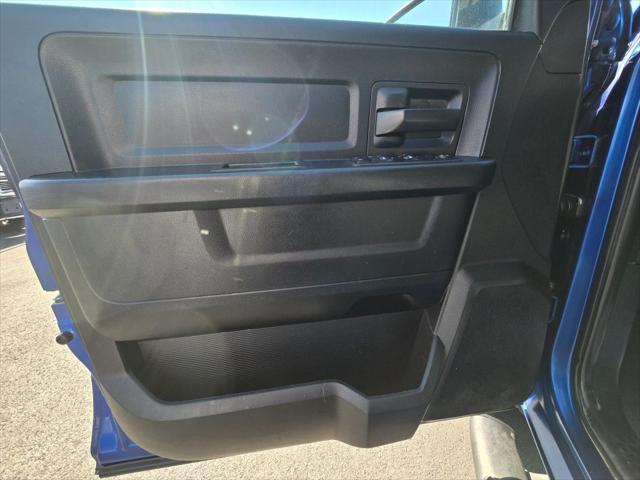 2018 Ram 1500 Express Quad Cab 4x4 6'4" Box