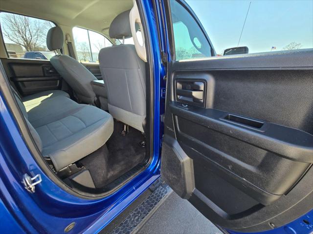 2018 Ram 1500 Express Quad Cab 4x4 6'4" Box