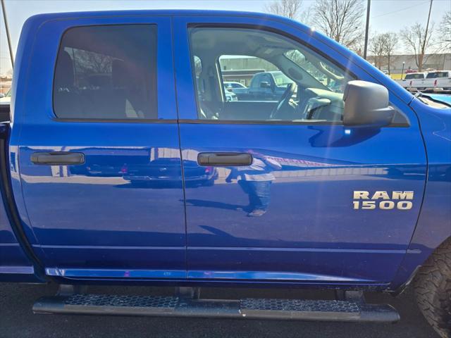 2018 Ram 1500 Express Quad Cab 4x4 6'4" Box