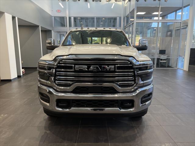 2026 Ram 3500 Laramie Crew Cab 4x4 8 Box