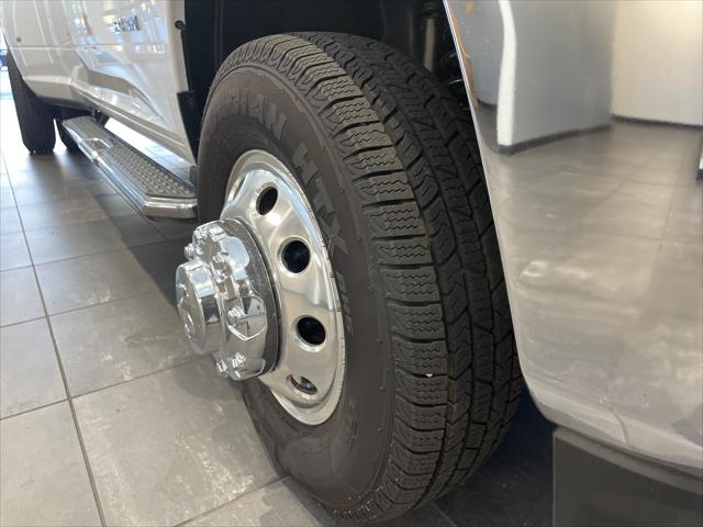 2026 Ram 3500 Laramie Crew Cab 4x4 8 Box