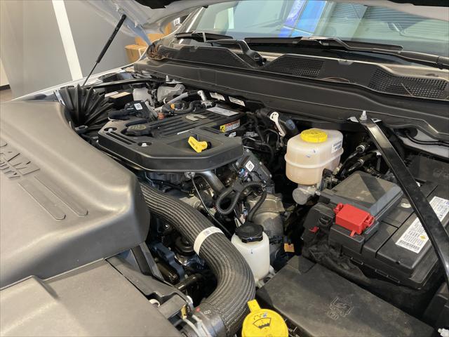 2026 Ram 3500 Laramie Crew Cab 4x4 8 Box