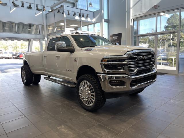 2026 Ram 3500 Laramie Crew Cab 4x4 8 Box