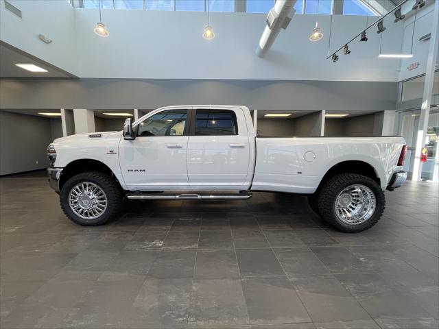 2026 Ram 3500 Laramie Crew Cab 4x4 8 Box