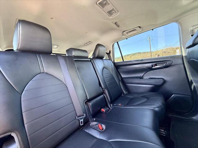 2022 Toyota Highlander Hybrid XLE