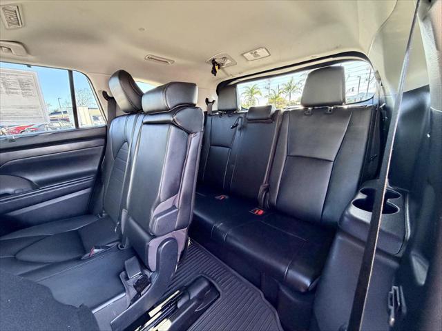 2022 Toyota Highlander Hybrid XLE
