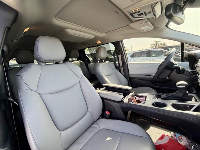 2025 Toyota Sienna XLE