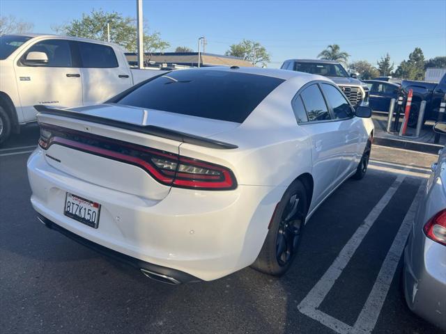 2020 Dodge Charger SXT RWD