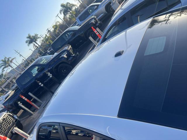 2020 Dodge Charger SXT RWD