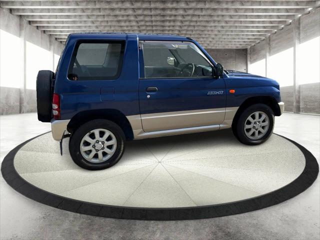 1996 Mitsubishi Pajero MINI