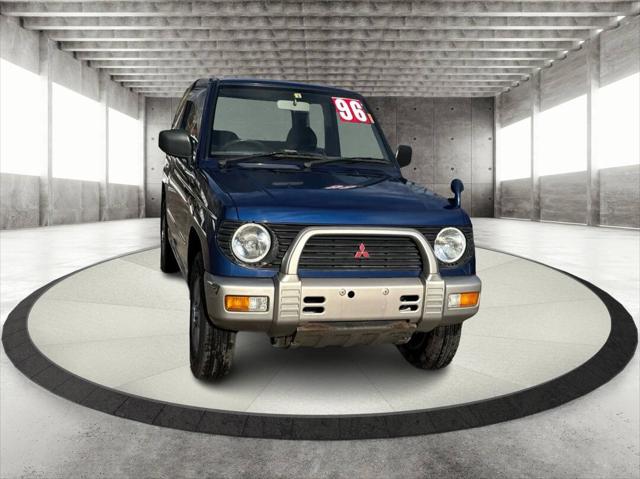 1996 Mitsubishi Pajero MINI