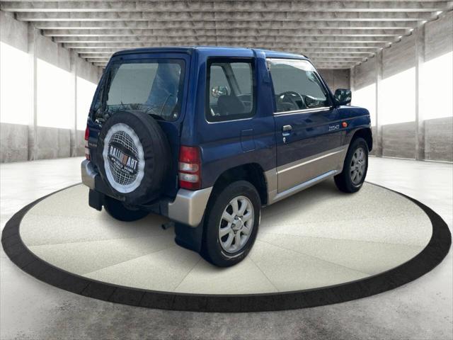 1996 Mitsubishi Pajero MINI