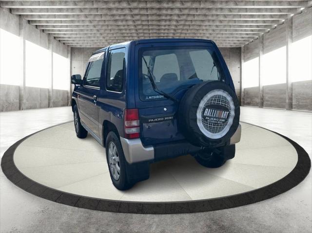 1996 Mitsubishi Pajero MINI