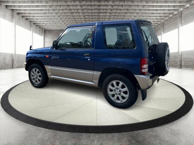 1996 Mitsubishi Pajero MINI