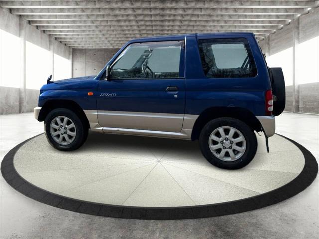 1996 Mitsubishi Pajero MINI