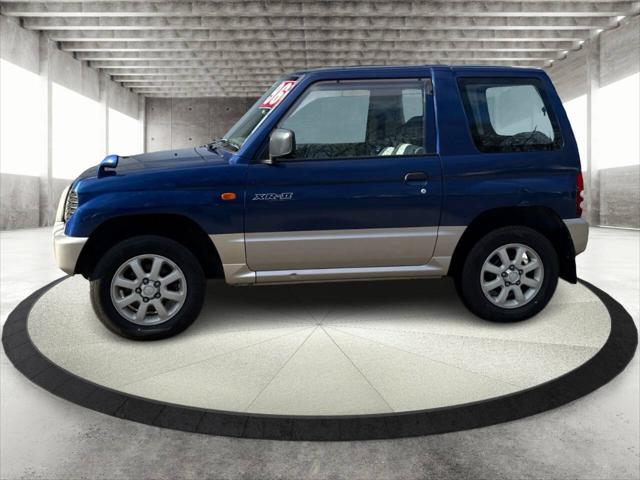 1996 Mitsubishi Pajero MINI